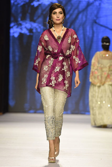 Picture of Floral wrap (TOP394)