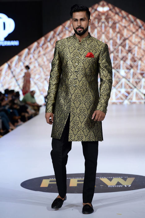 Picture of Black gold sherwani