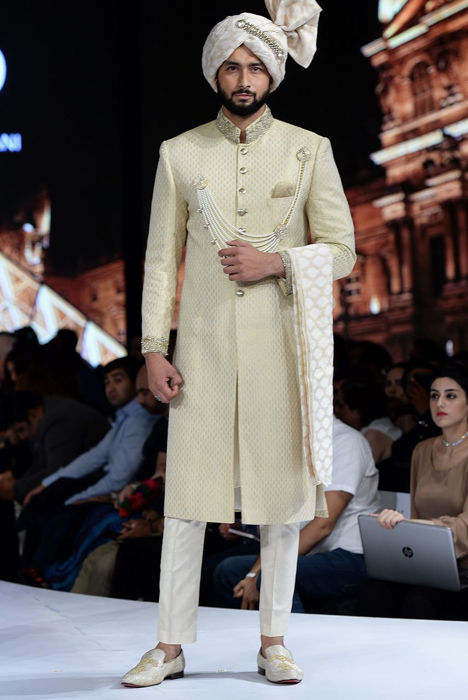 Picture of Gold Sherwani
