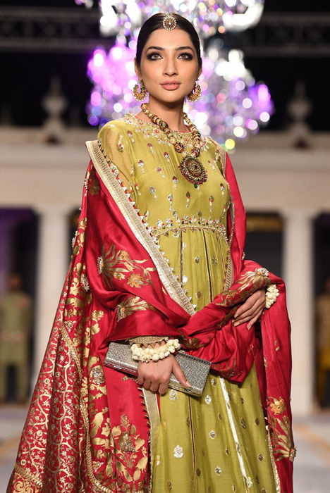 Classic Anarkali Silhouette (KTD3157)