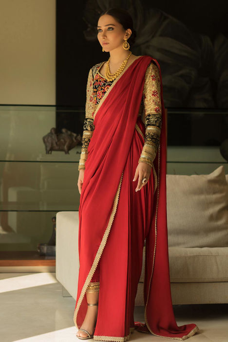 Deep Red Saree (SRE124)