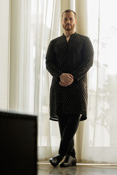 Picture of Shimmering Sophistication in Black